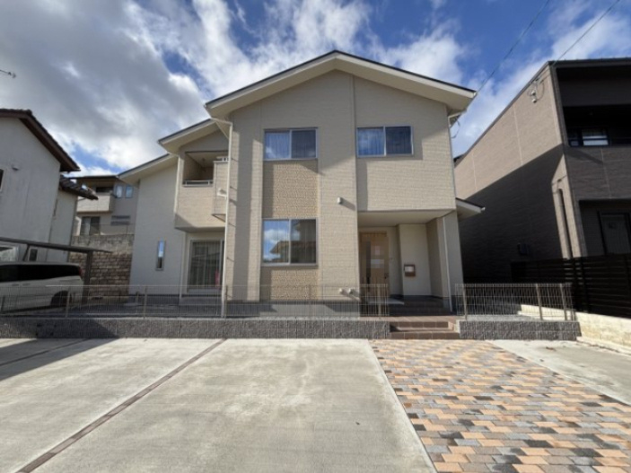 新築戸建　　伴西４丁目の駐車場