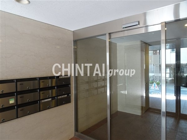 クレストコートのロビー