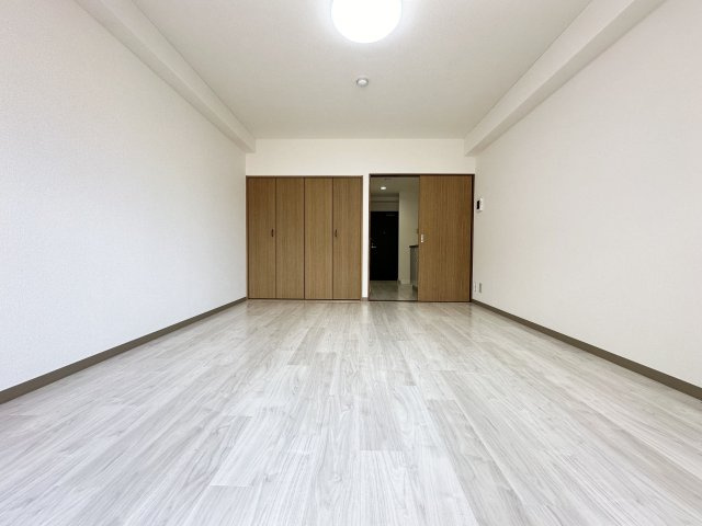 エストゥディオYの洋室