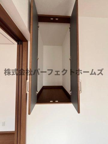 長尾元町7丁目戸建　賃貸の収納|こまごまとしたものを収納できそうですね