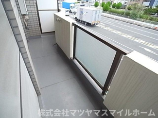 【バルコニー】