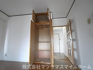 【居間・リビング】