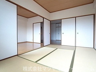 【居間・リビング】