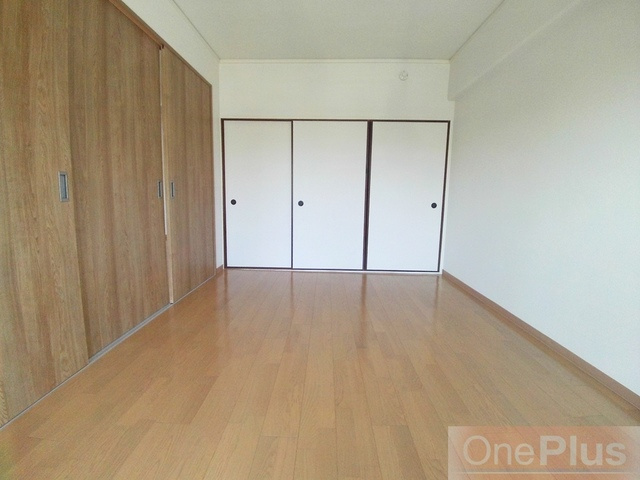 御影プライムハイツの洋室