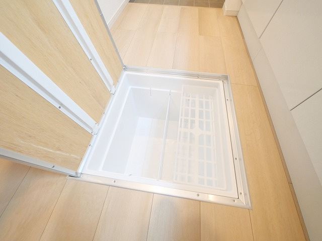 アルドーレの収納|こまごまとしたものを収納できそうですね