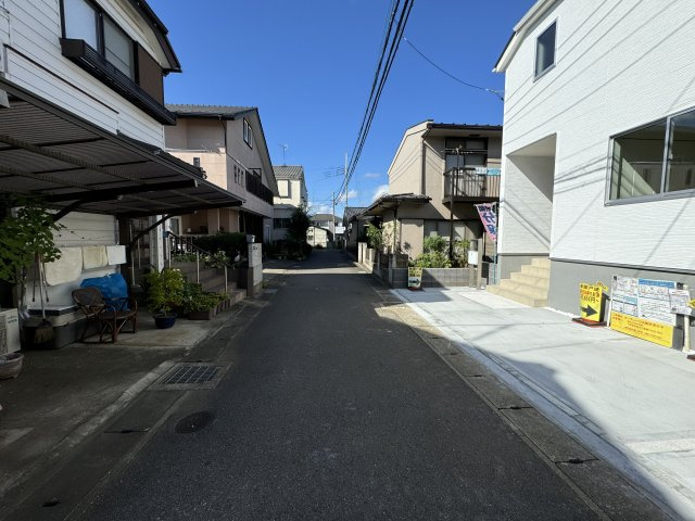 柏市南増尾５丁目新築戸建の前面道路含む現地写真|西側前面道路