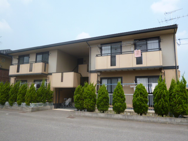 倉敷市大内のアパートの外観