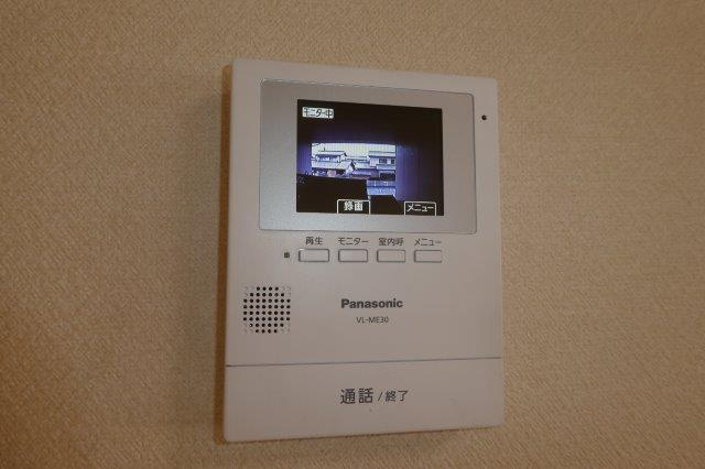 倉敷市大内のアパートのセキュリティ|ＴＶインターホン