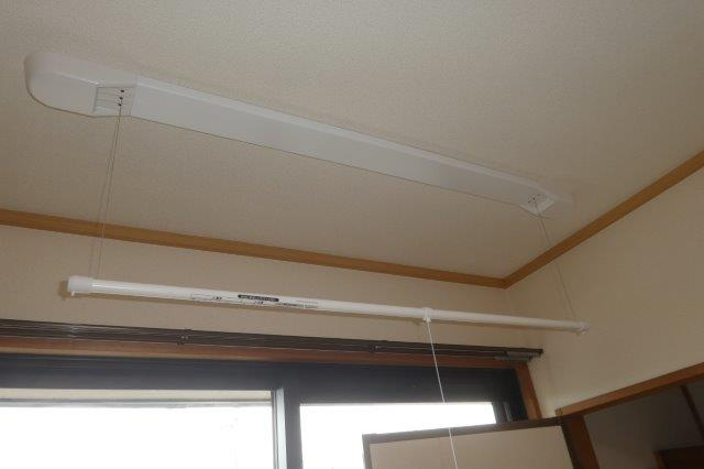倉敷市大内のアパートの設備|室内物干し