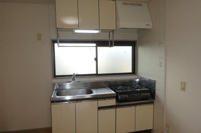 倉敷市大内のアパートのキッチン