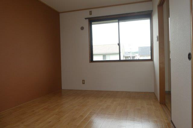 倉敷市大内のアパートの寝室|洋室