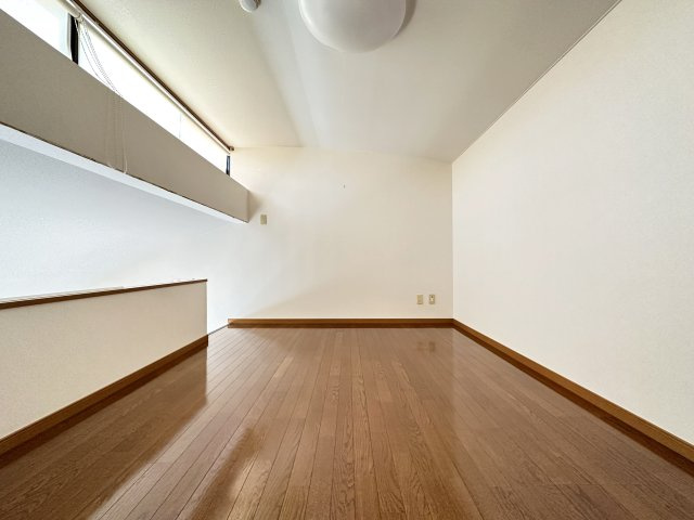 アーバン・ドエルYSの居間・リビング