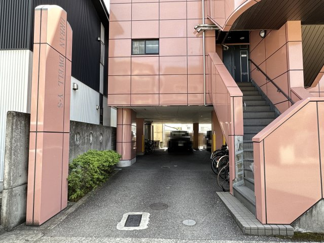 アーバン・ドエルYSのエントランス