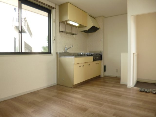 倉敷市川入のアパートの内装|ダイニングキッチン