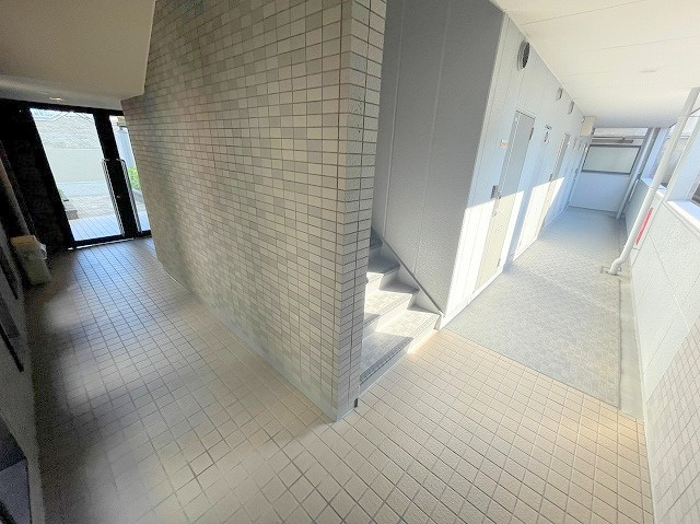 ジョリアウローラのロビー