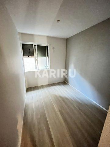 ウィズパーク　ノーサイドの洋室