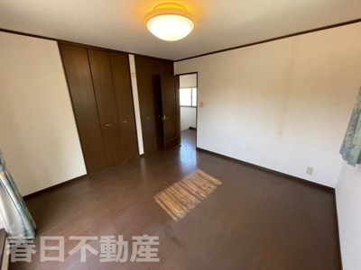 【洋室】 | 八街市滝台・中古戸建 | ２階 主寝室８帖