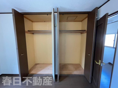 【洋室】 | 八街市滝台・中古戸建 | ２階 主寝室８帖