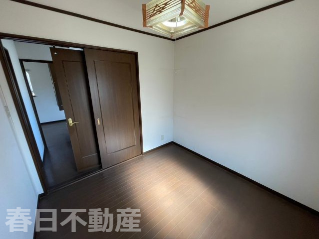 【洋室】 | 納戸 約4.5帖