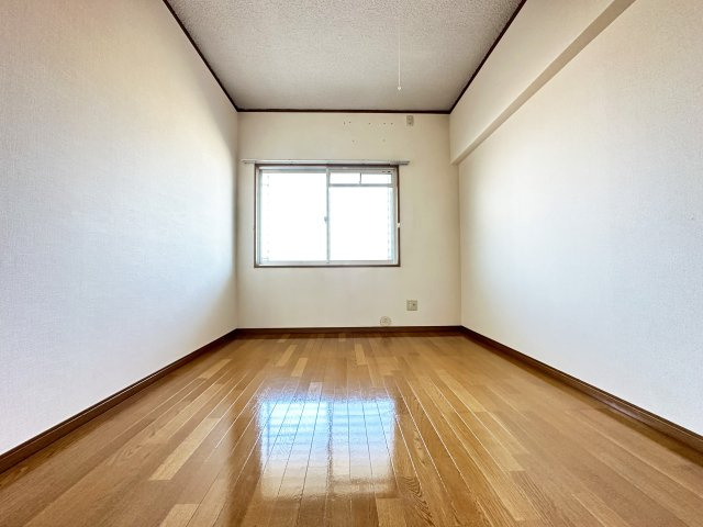 メゾンふだばの洋室