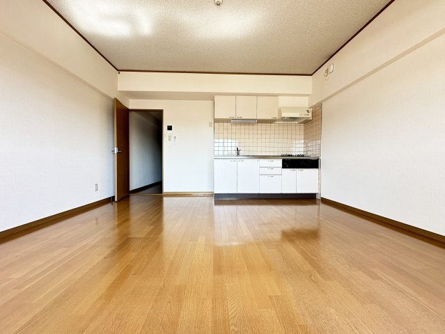 メゾンふだばの居間・リビング