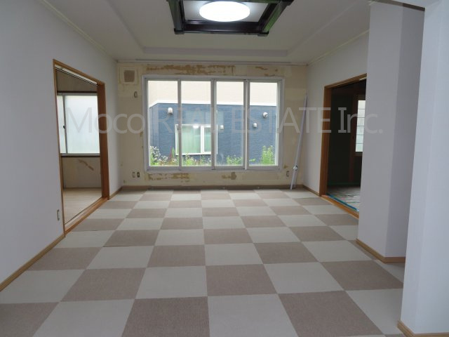 【居間・リビング】 | 北見市本町中古住宅