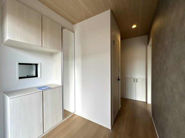 グラファーレ桟橋通5期2号棟　新築戸建住宅の玄関