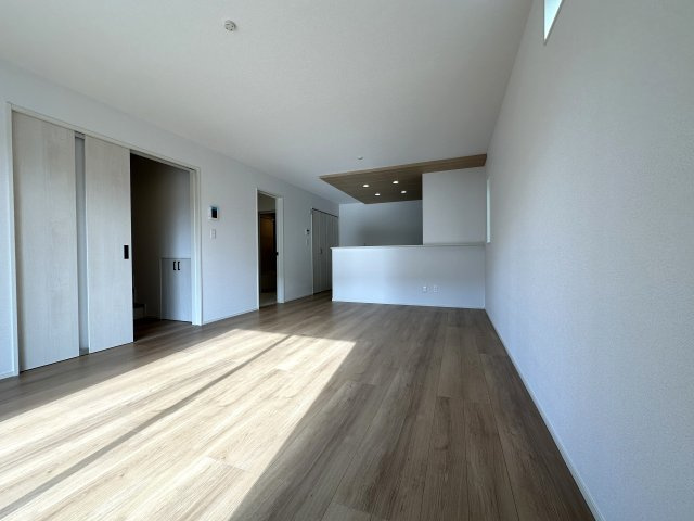 グラファーレ桟橋通5期2号棟　新築戸建住宅の居間・リビング