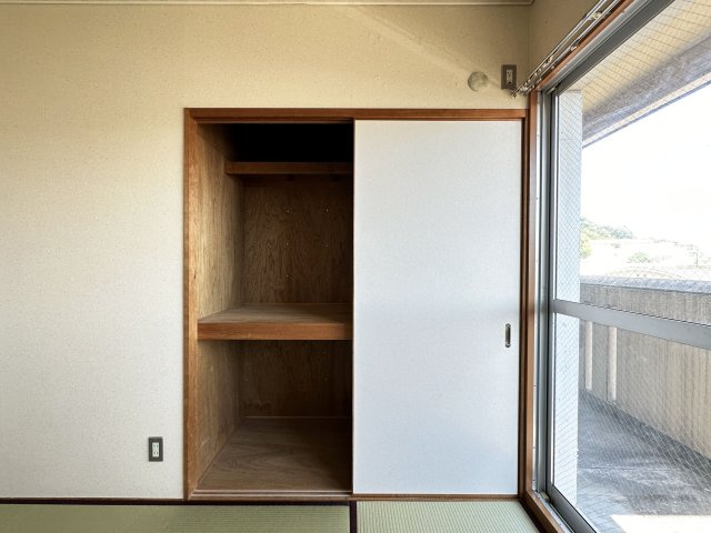 ハイツかおるの収納