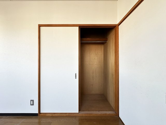 ハイツかおるの収納