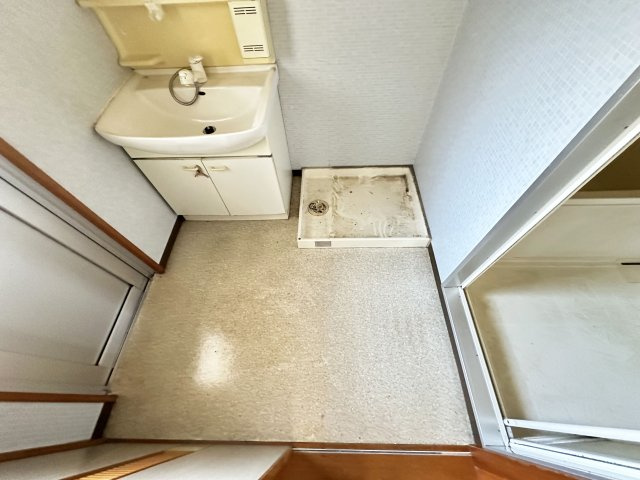 ハイツかおるの洗面所