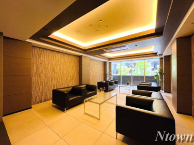 【ロビー】 | プレサンスジェネ新栄町駅前葵 | 落ち着いたロビーです