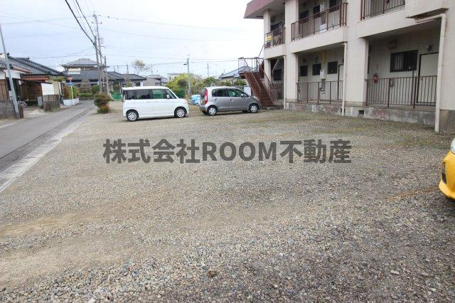 堀コーポの駐車場|駐車場完備です