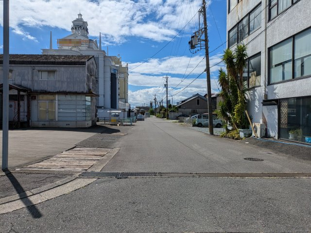 ５０７１８　岐阜市細畑野寄土地の前面道路含む現地写真