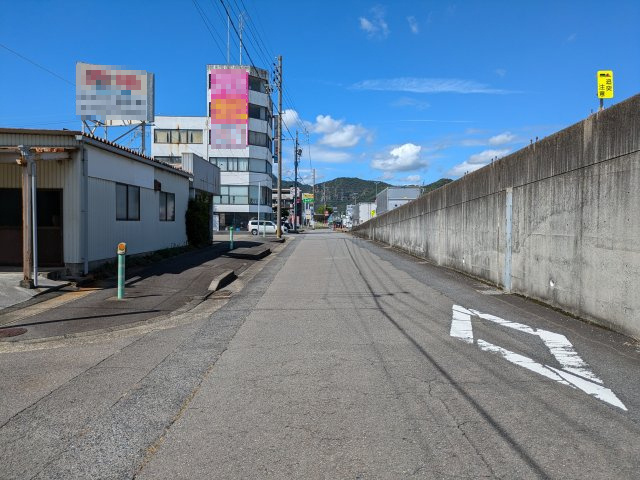 ５０７１８　岐阜市細畑野寄土地の前面道路含む現地写真