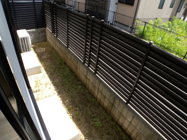 キャッスルハイツの庭
