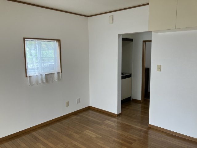 松田惣領テナントの内装