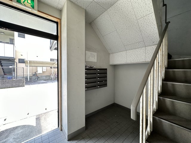 マノワール高埇のエントランス