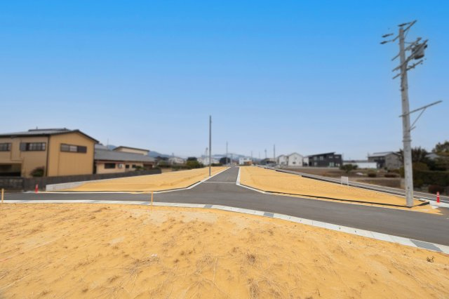 【前面道路含む現地写真】 | 津市芸濃町椋本《全9区画》