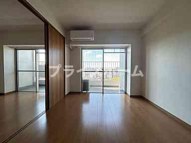 【居間・リビング】 | オヌキ新博多ビル　★リノベーション物件★