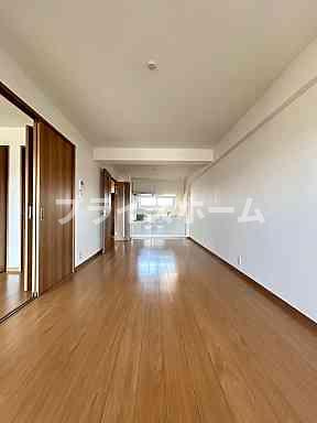 【居間・リビング】 | オヌキ新博多ビル　★リノベーション物件★