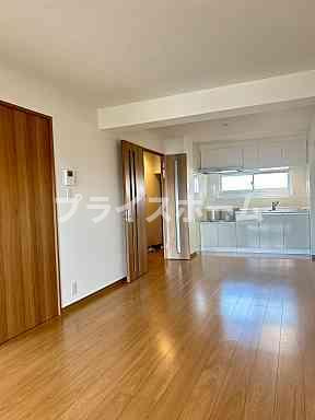 【居間・リビング】 | オヌキ新博多ビル　★リノベーション物件★