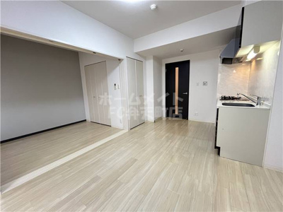 【居間・リビング】 | レクシア千代崎 | ゆったり過ごせる居間です