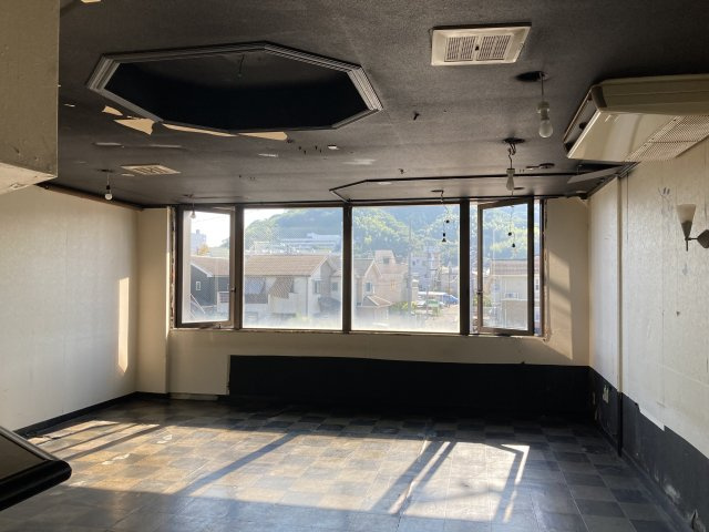 新栄ビルの内装