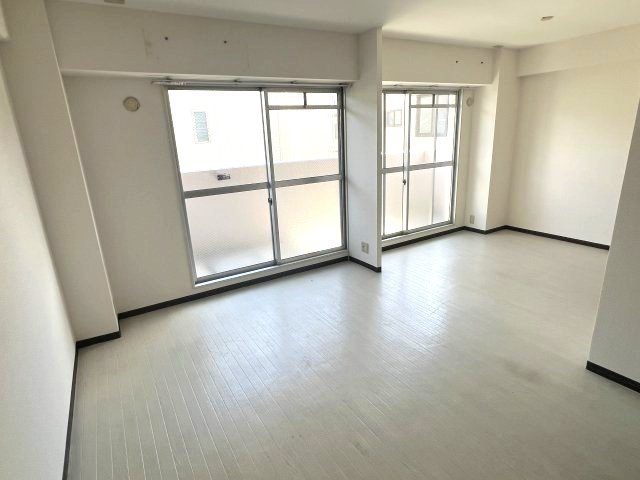 【居間・リビング】 | 芦屋三木マンション