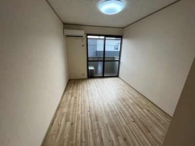 【内装】 |  ルーチェ