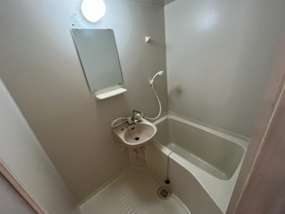 【浴室】 |  ルーチェ | ◆不動産すまラボの新プラン◆入居時の費用負担が0円で入居可能♪お気軽にお尋ねください♪