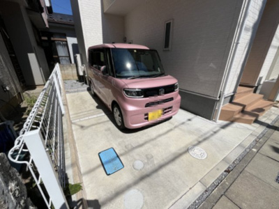 【駐車場】 | Sumai-toさいたま市岩槻区宮町 | 駐車場に車を止められます