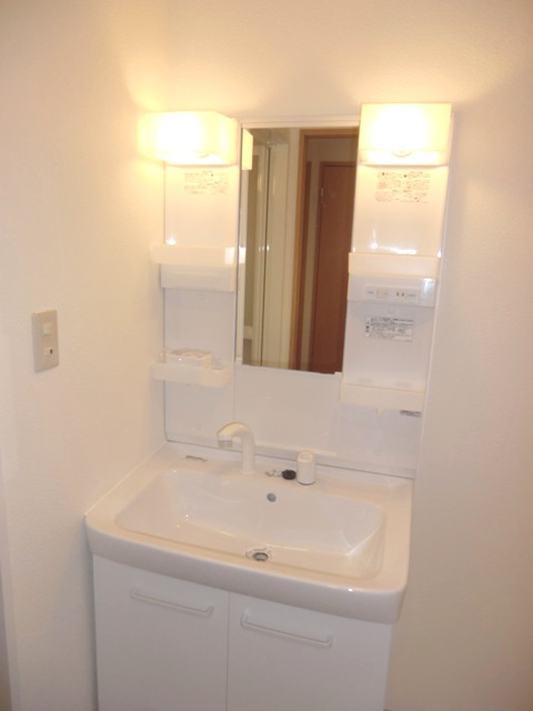 ボナール河の独立洗面台