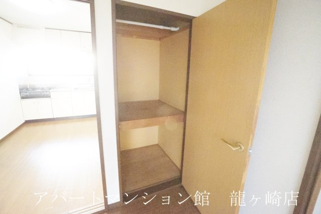 パークヒルズの収納